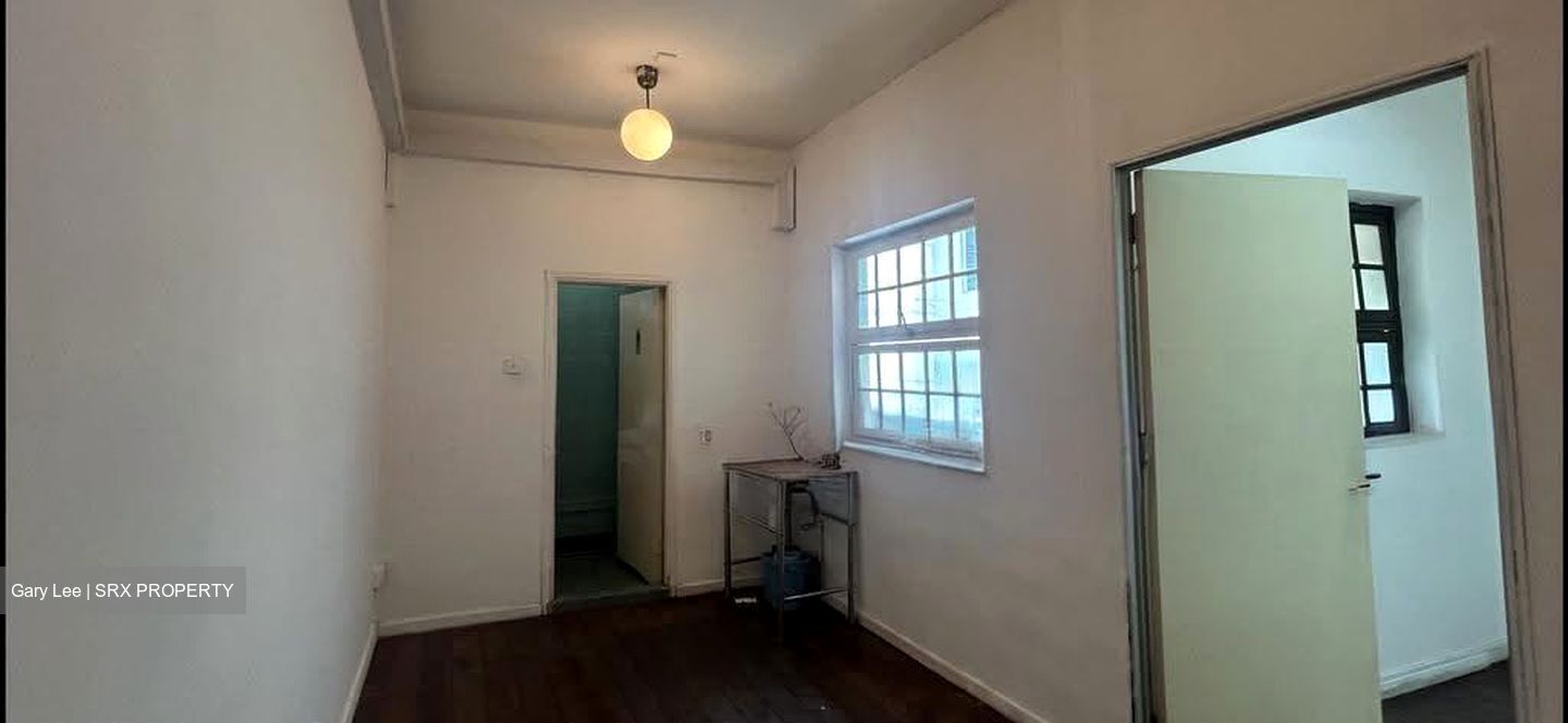 South Bridge Road (D1), Office #637814291